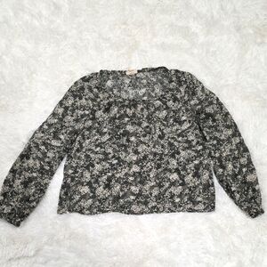 a.n.a -Floral Green and White Women's Top. Size S